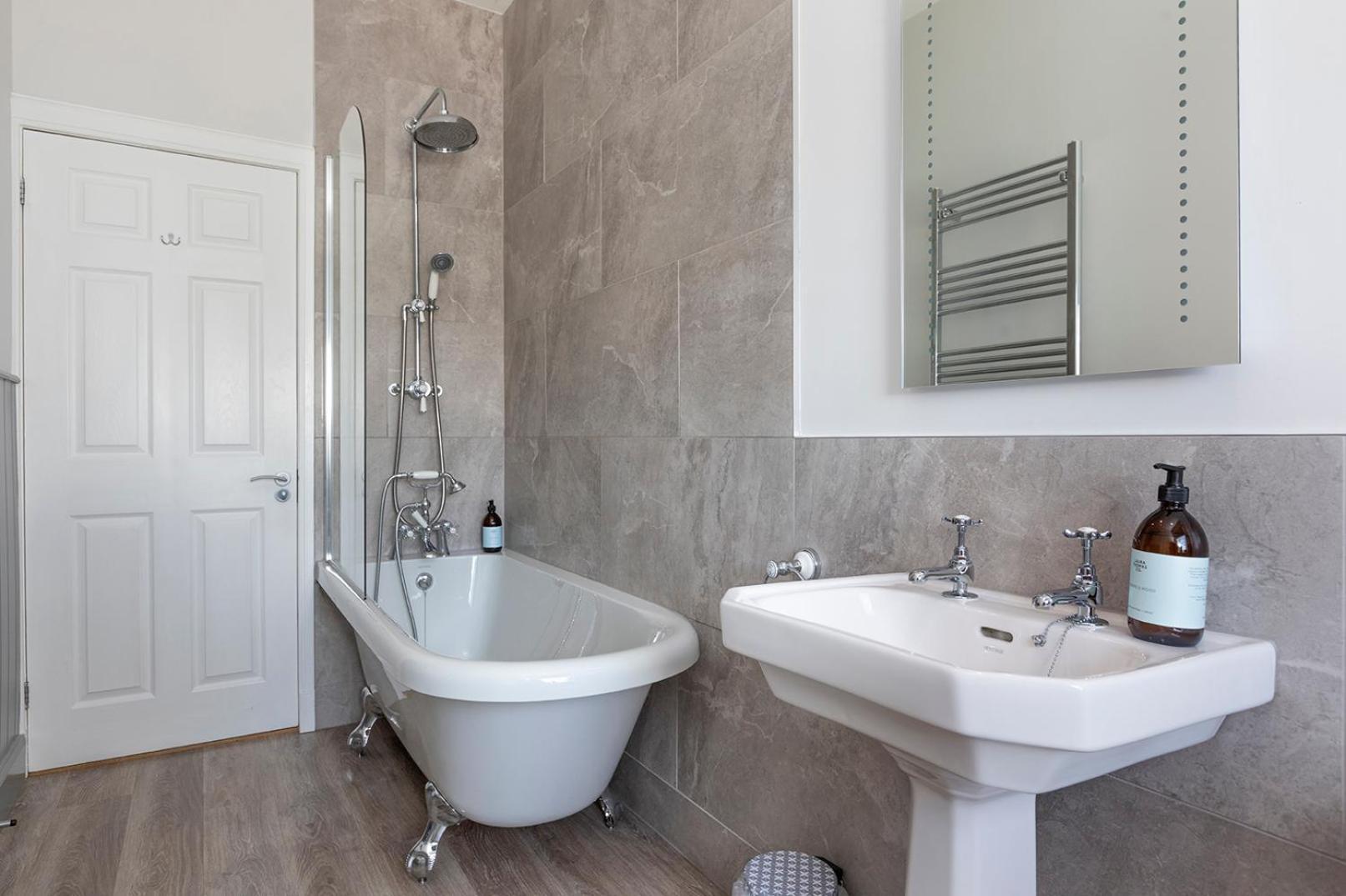 Laundry Cottage: Drumlanrig Castle Thornhill  Esterno foto